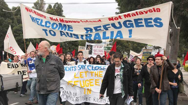 Australian asylum seekers scared to leave detention camp Australian asylum seekers scared to leave detention camp
