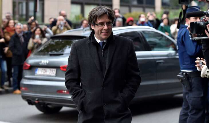 Spain court suspends Catalan independence declaration Spain court suspends Catalan independence declaration