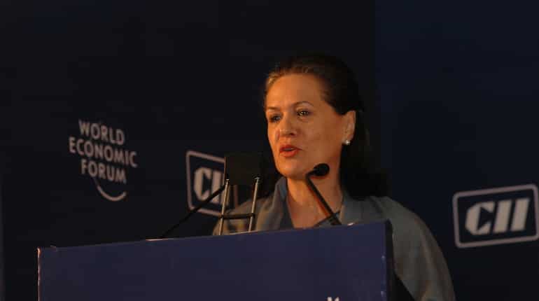 Sonia Gandhi attacks Modi government, says country getting divided in the name of narrow nationalism Sonia Gandhi attacks Modi government, says country getting divided in the name of narrow nationalism