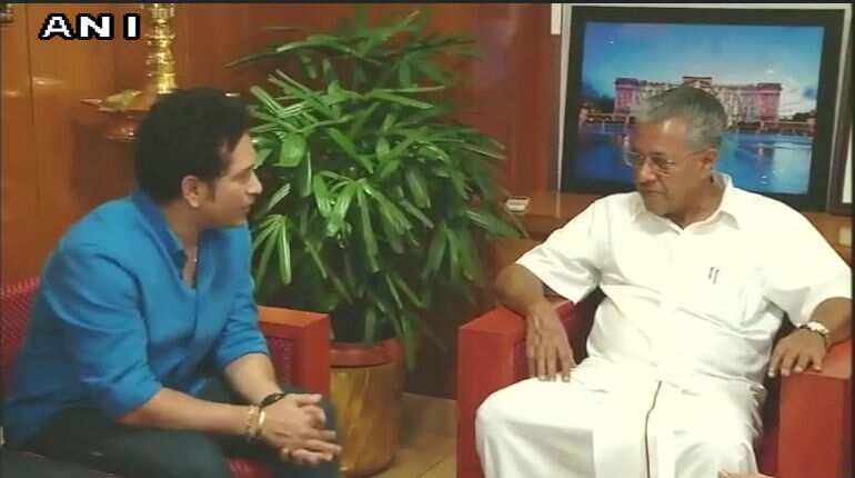 Sachin Tendulkar meets Kerala Chief Minister Pinarayi Vijayan, invites him for ISL match Sachin Tendulkar meets Kerala Chief Minister Pinarayi Vijayan, invites him for ISL match