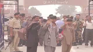 India releases 13 Pakistani prisoners