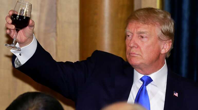 Trump wraps up Japan visit over golf, burgers and trade talks