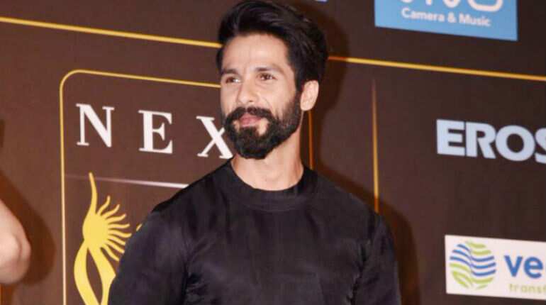 Shahid Kapoor to play paratrooper in action flick 'Bull'