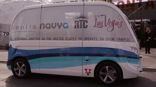 Las Vegas: Self-driving shuttle bus crashes on first day of service