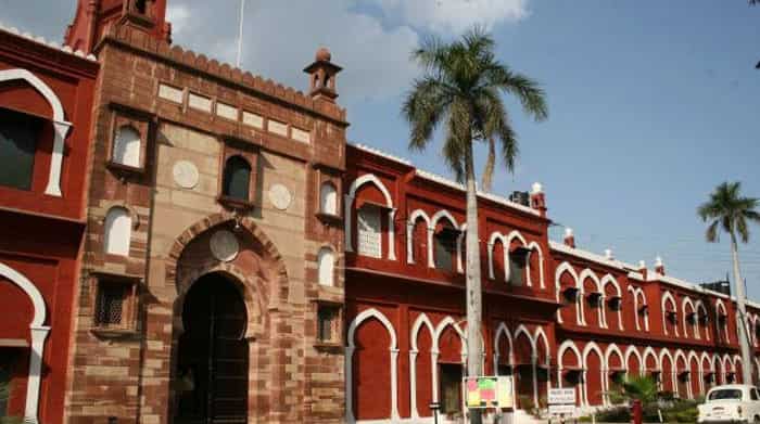 Masked men assault guards outside AMU proctor's house