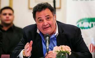 Rishi Kapoor supports Modi's address on COVID-19 lockdown, tweets 'sala isko bhi dekh lenge'