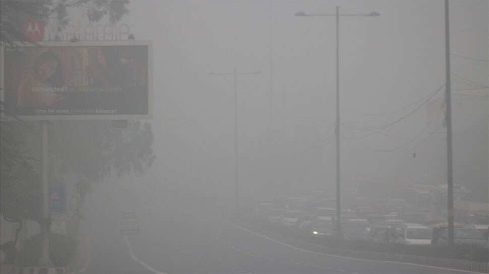 Delhi bears the brunt of smog despite emergency measures Delhi bears the brunt of smog despite emergency measures