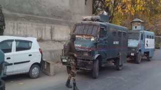 Kashmir: 2 terrorists killed, one policeman injured in Handwara