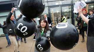 Governments keep global climate deal on track despite US pullout