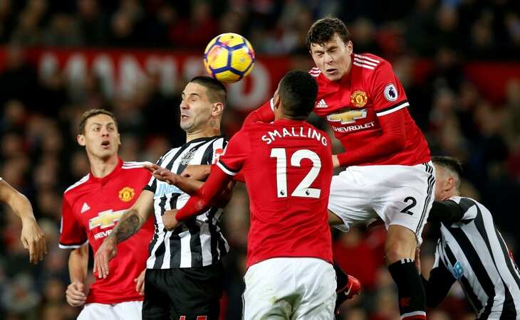 Premier League: Manchester clubs win again as United stars return