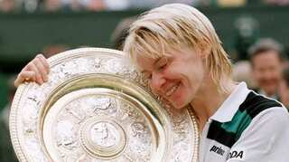 Former Wimbledon champion Jana Novotna dies at 49