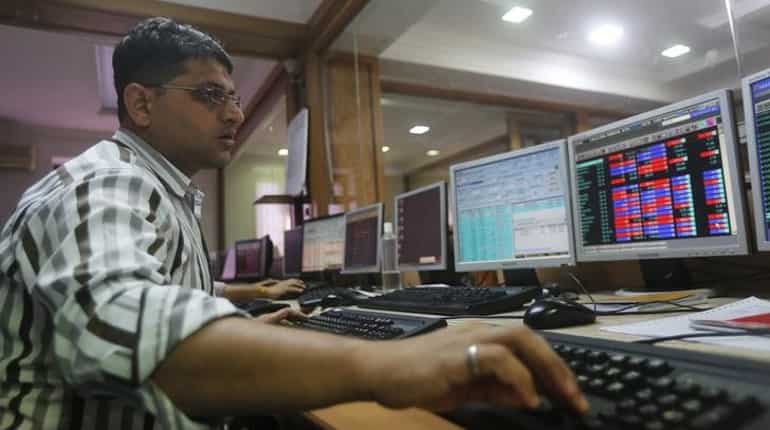 Sensex rises for fourth day; Reliance, pharma lead