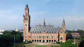 Malaysia, Singapore to fight over island at UN top court