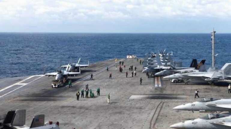 Eight rescued after US Navy aircraft crashes in  Philippine Sea