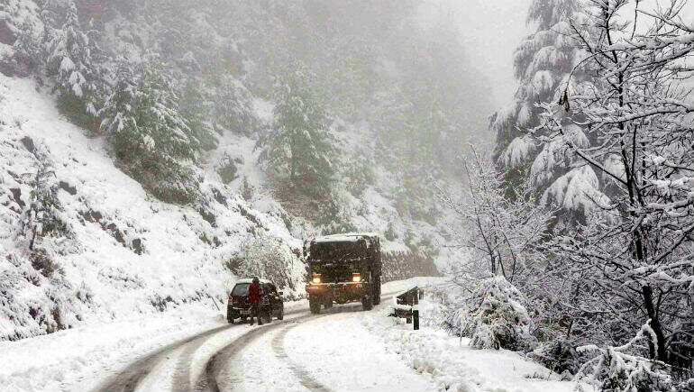 10 dead due to heavy snowfall, rain in Pak's Balochistan; 1,500 families rescued