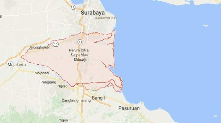 Tornado in Indonesia injures 35, damages hundreds of homes