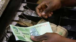 Zimbabwe's economic situation 'very difficult': IMF mission chief