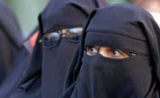 Bill banning Triple Talaq would free Muslim women: Shiv Sena