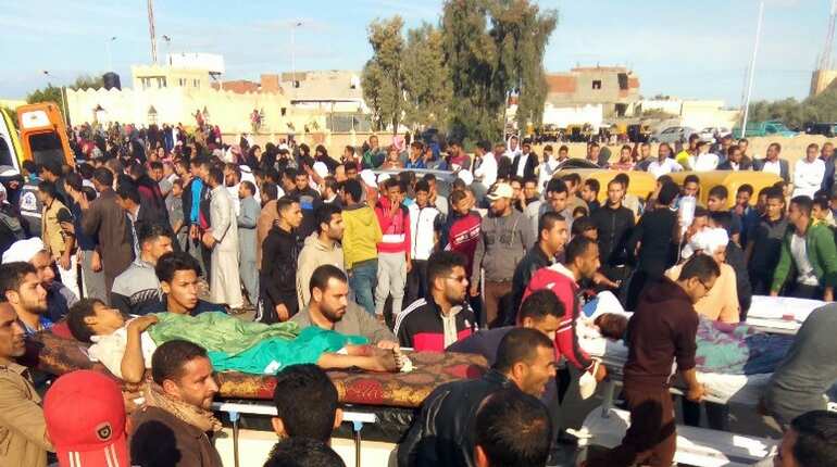 Egypt mourns 305 victims of Sinai mosque attack