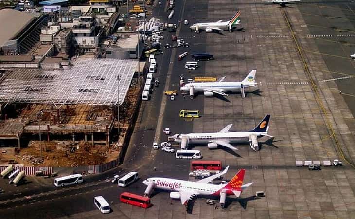 Mumbai: 225 flights cancelled following the airport runway closure