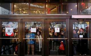 US Cyber Monday sales jump 17 per cent, on pace for record