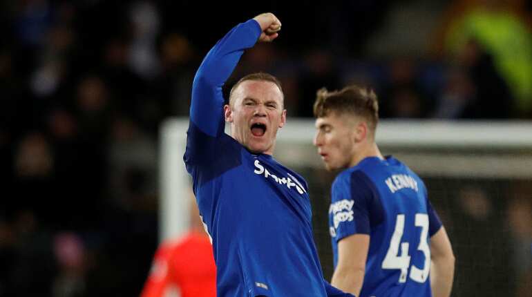 EPL: League leaders Manchester City win, chasers keep chasing