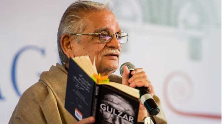Gulzar pens debut novel in English on Partition
