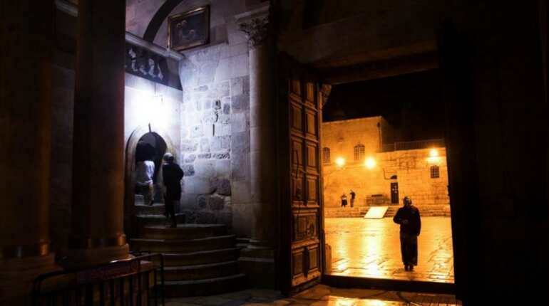 Jerusalem?s Old City today houses sites that are sacred to all three major monotheisms