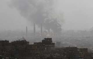 Yemen president orders forces to retake Sanaa as Saudi planes continue air strikes