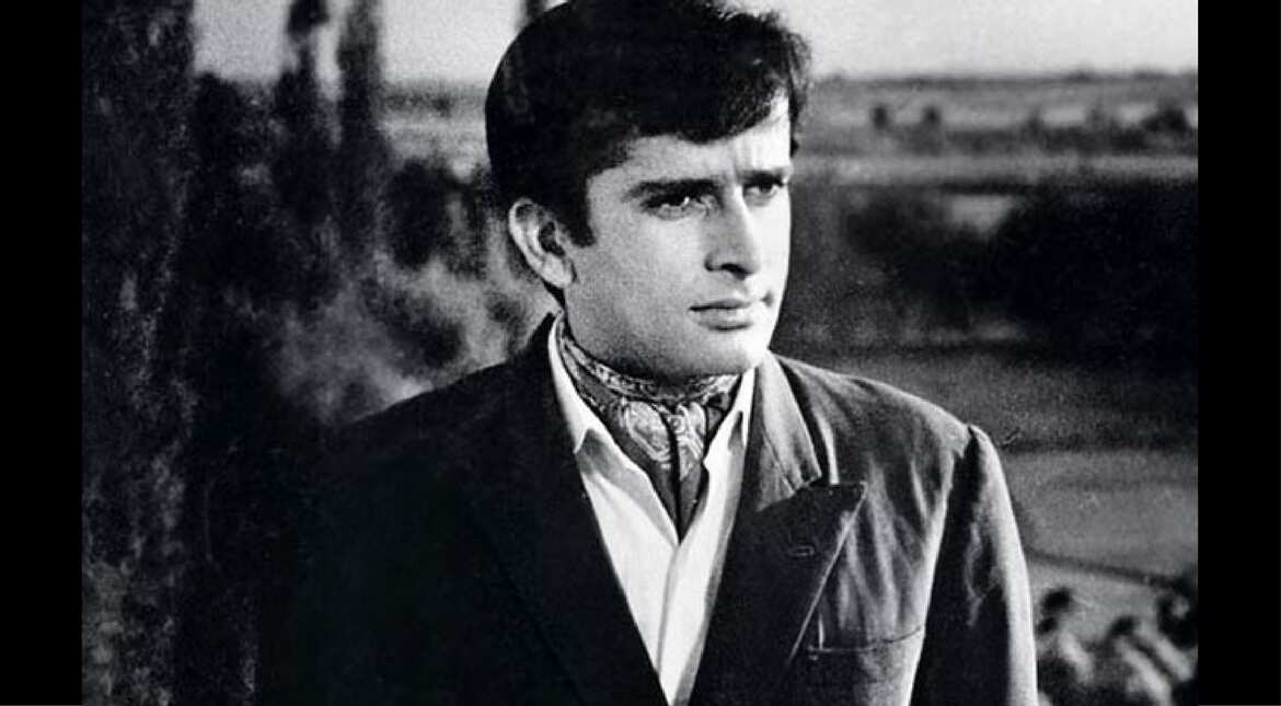 Veteran actor Shashi Kapoor passes away at 79