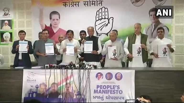 Congress'Gujarat manifesto promises quota for Patidars