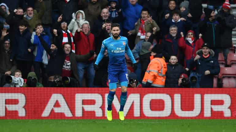 Giroud to the rescue as Arsenal draw 1-1 at Southampton