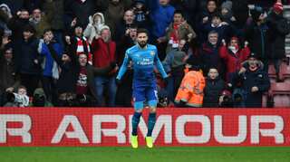 Giroud to the rescue as Arsenal draw 1-1 at Southampton