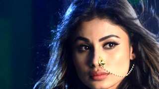 Mouni Roy all set to make her Bollywood debut opposite Akshay Kumar, says she will never leave TV
