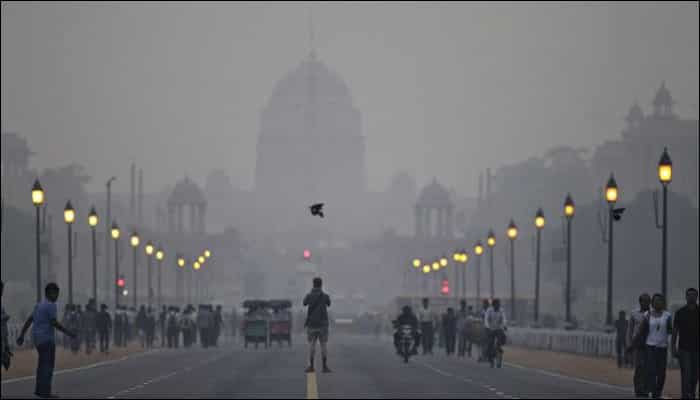 Air quality in Delhi drops from 'moderate' to 'very poor' Air quality in Delhi drops from 'moderate' to 'very poor'