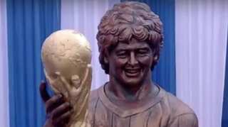 Twitter cracks up over 'bizarre' Maradona statue in Kolkata