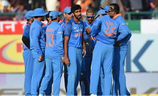 Sri Lanka win toss, ask India to bat first in 2nd ODI Sri Lanka win toss, ask India to bat first in 2nd ODI