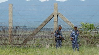 Rakhine rebels kill 13 in Independence Day attack on Myanmar police posts
