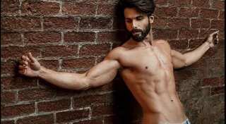 Shahid Kapoor voted Sexiest Asian Man in UK poll