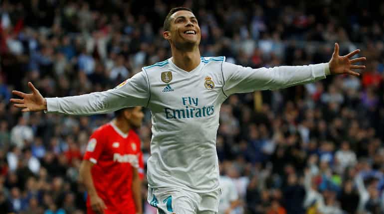 Ronaldo free-kick gives Real another world title