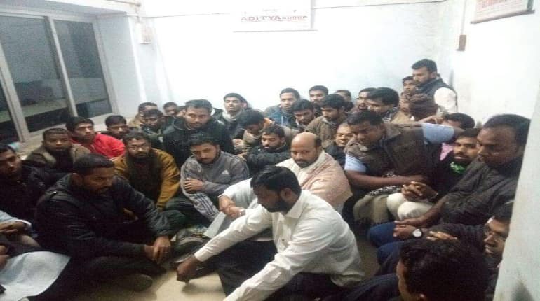 Teen held for allegedly setting ablaze  priests' car in Madhya Pradesh
