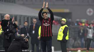 Brazilian star Kaka announces retirement