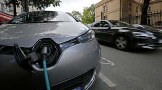 Electric cars more likely to hit pedestrians than fuel cars: Study