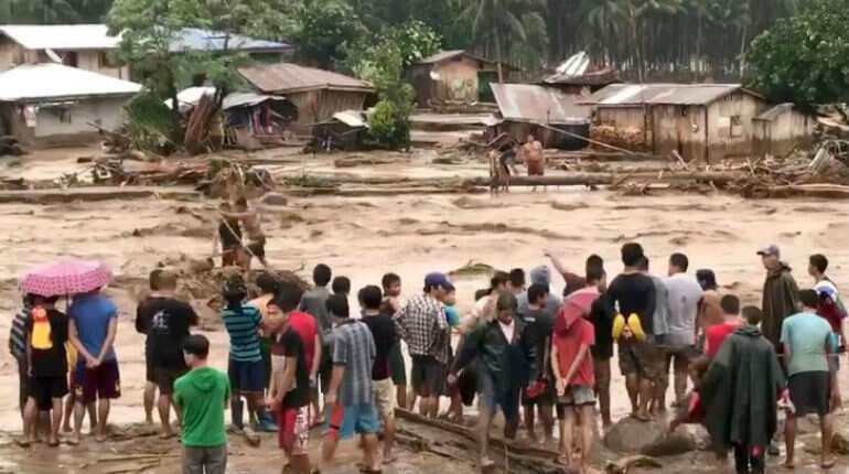 Tropical storm Tembin kills 30 in Philippine village