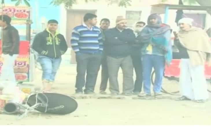 Two minor sisters found hanging from tree in Noida
