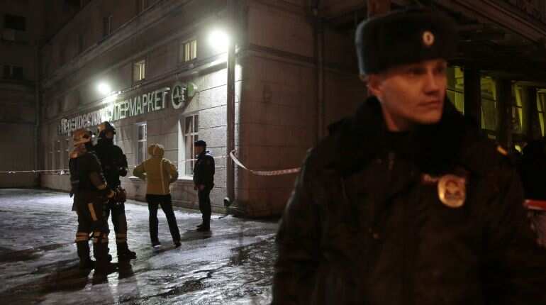 13 injured in Saint Petersburg supermarket bombing: Reports 13 injured in Saint Petersburg supermarket bombing: Reports