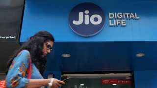 Reliance's Jio opposes telecom lobby's plea for government help to rivals