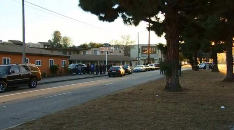 Gunman dead after multiple people shot at Long Beach business: Report