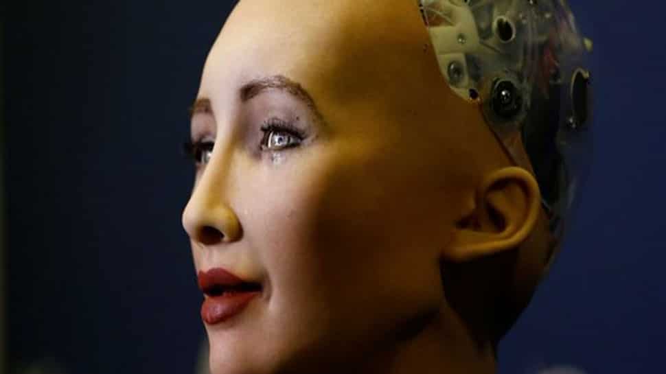 Humanoid 'Sophia' makes India debut in saree, greets audience with 'Namaste' Humanoid 'Sophia' makes India debut in saree, greets audience with 'Namaste'