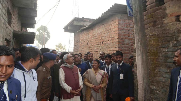 Mound found by Nitish yields 3000-year-old potsherds Mound found by Nitish yields 3000-year-old potsherds